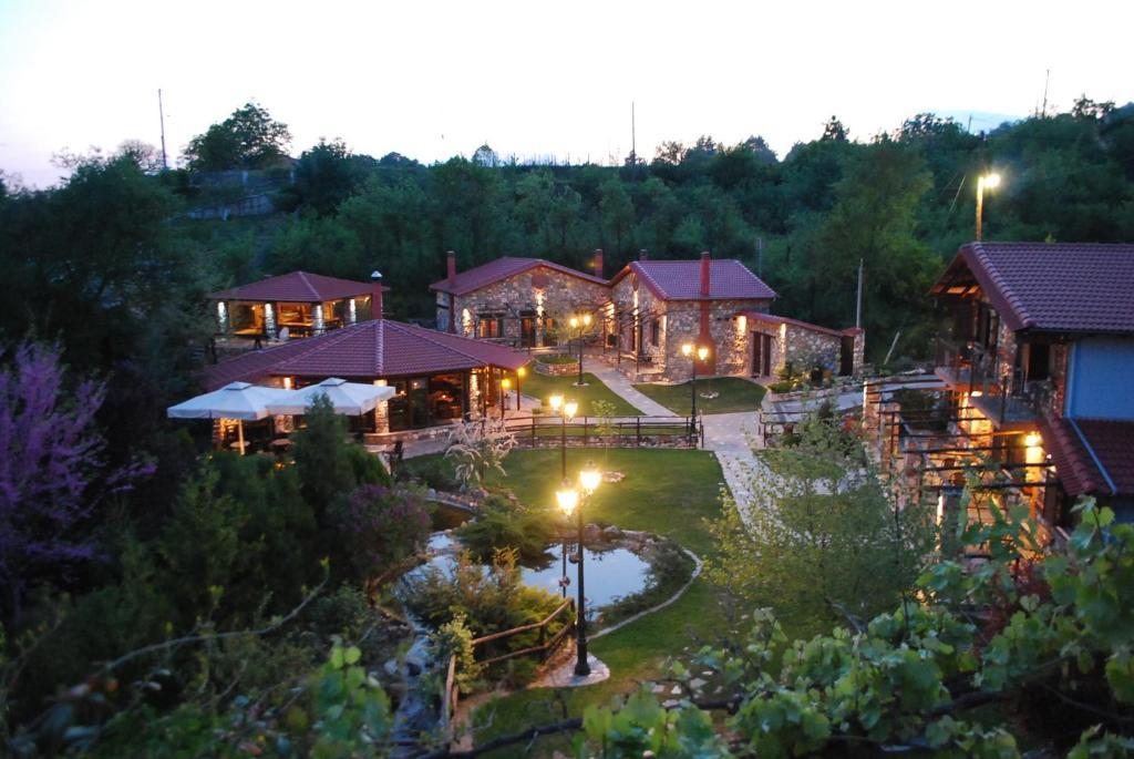 Tzivaeri Hotel Likodhrómion Exterior foto